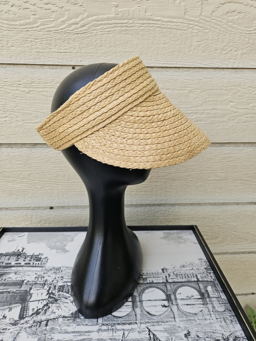 Zara adjustable raffia straw visor hat size S/M